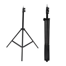 Tripod with multipurpose head, ideal for panning and low shots